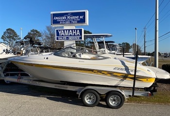 2005 Ebbtide 2000 BR Boat